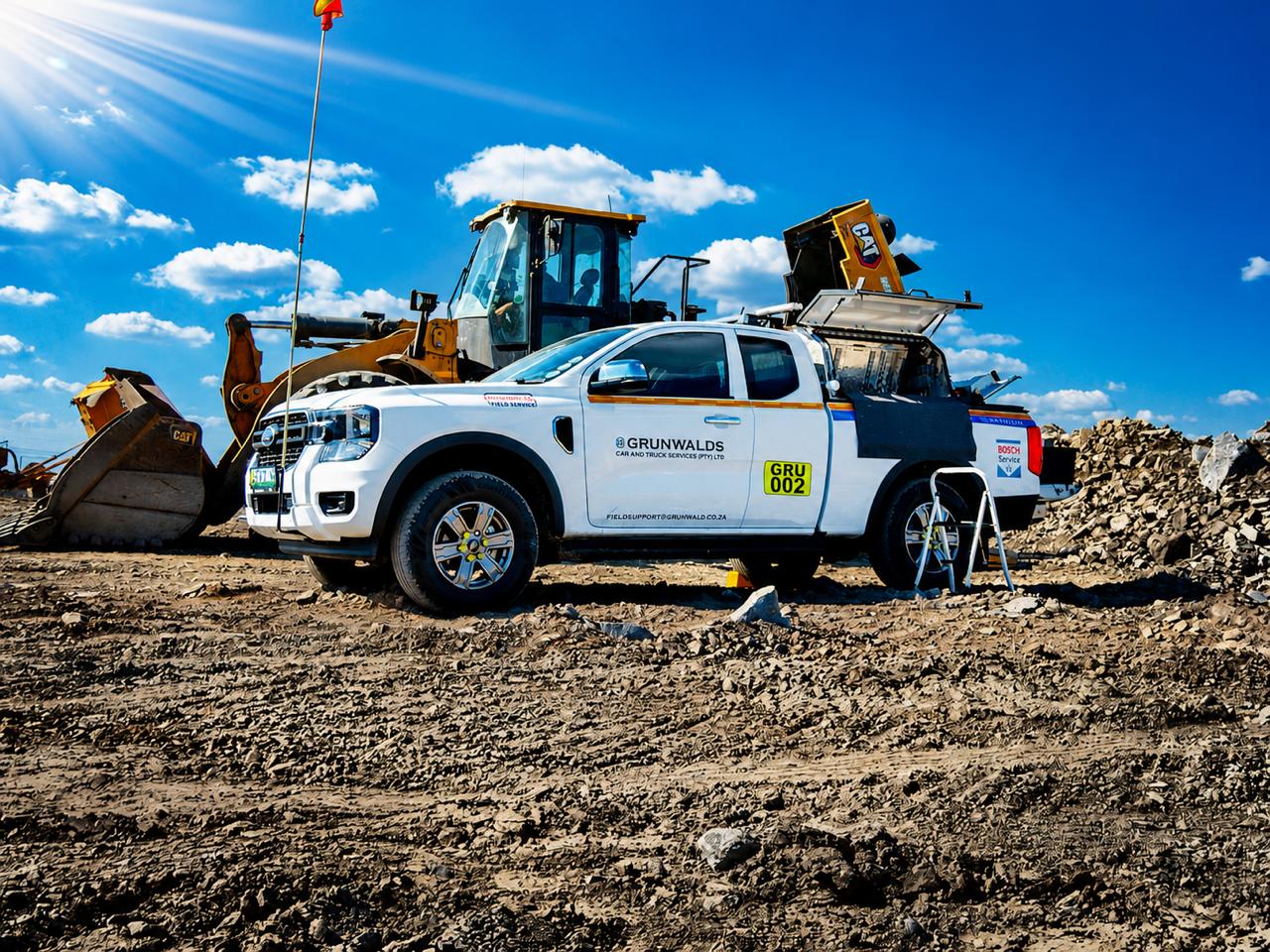 Grunwalds field service vehicle supporting machinery on site